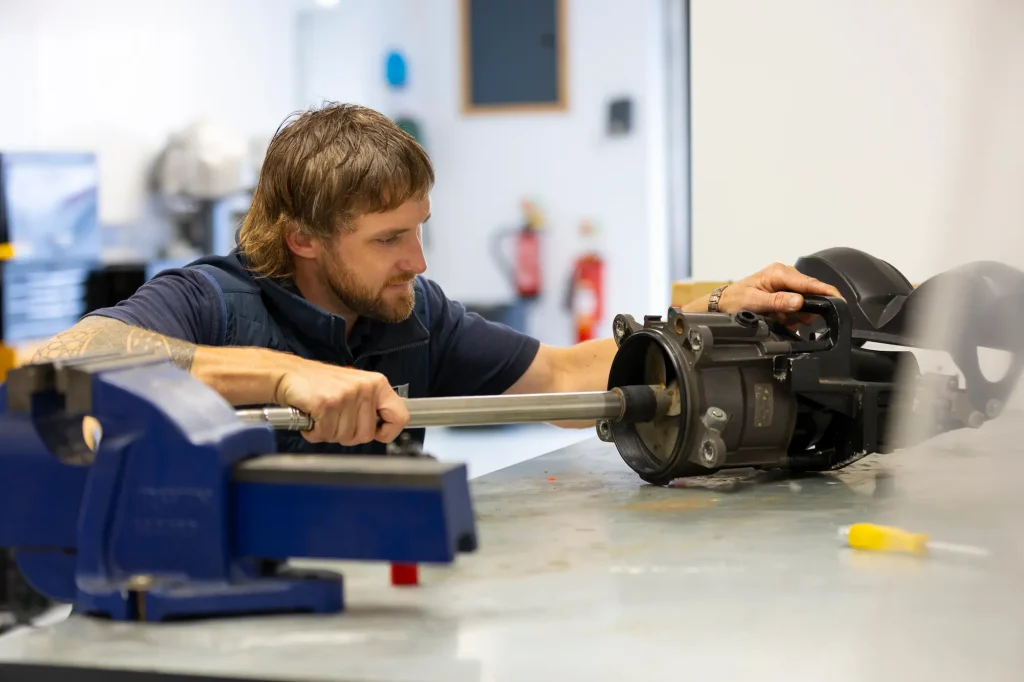 boat-repairs-engineering