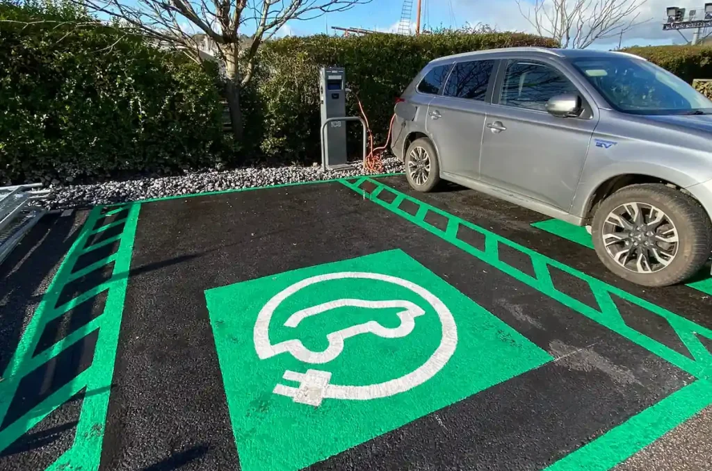 darthaven-marina-car-parking