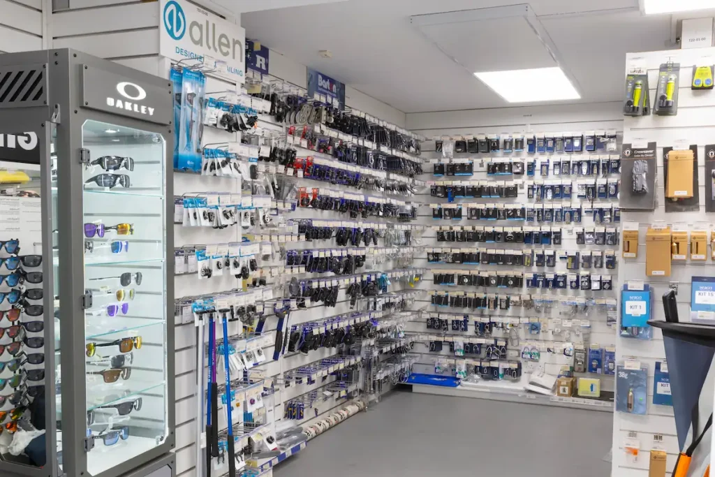 devon-marina-boat-chandlery